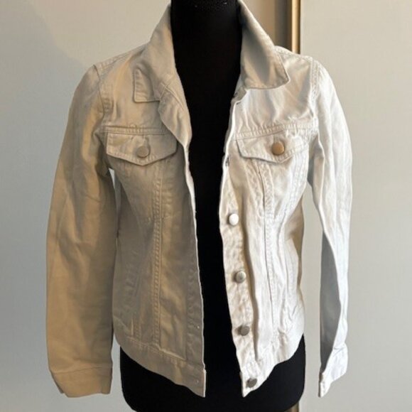 FOREVER 21 Jackets & Blazers - Forever 21 Denim Jacket